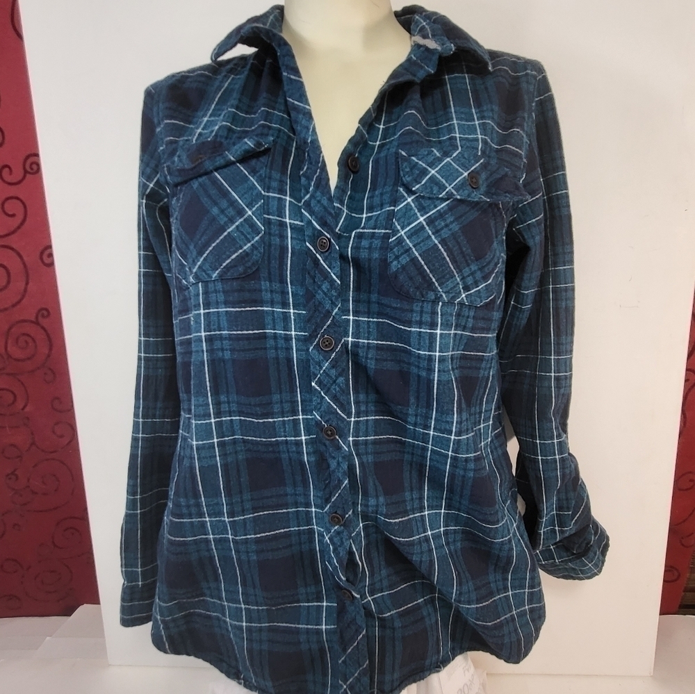 Wind River Plaid Long Sleeve Collared Blouse - Picture 3 of 11